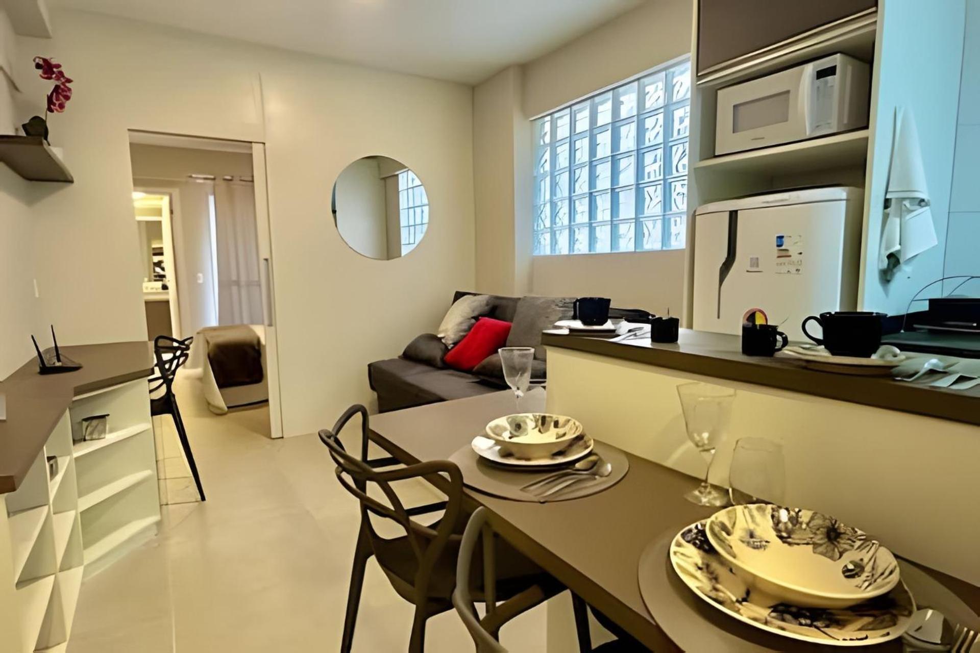 Apartment Amplo E Charmoso - 1 Com Sacada No Centro! *
